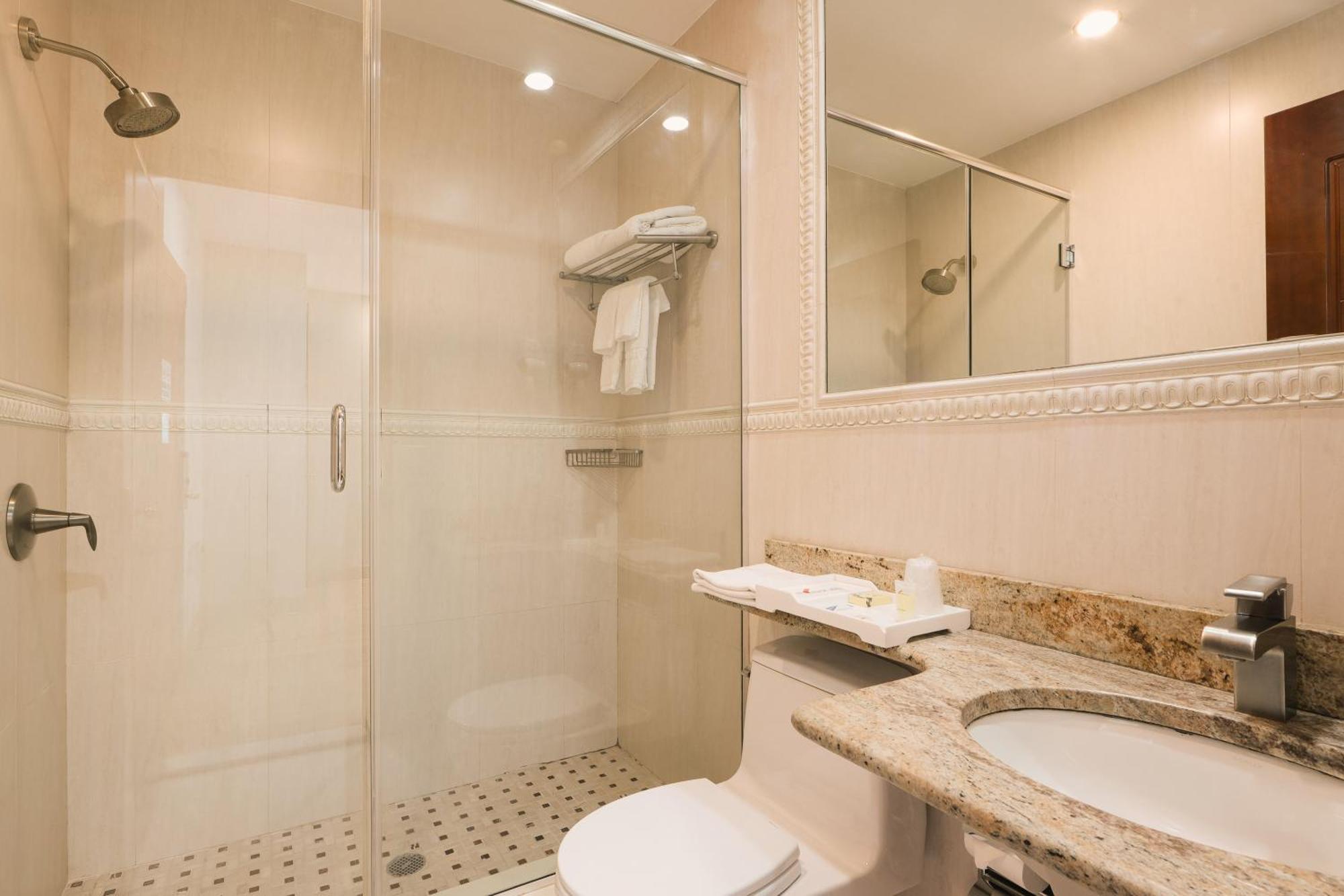 Asiatic Hotel - Flushing New York Ngoại thất bức ảnh